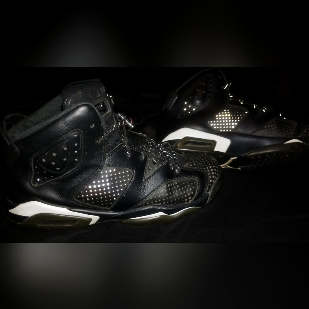 Jordan Black Cat 6